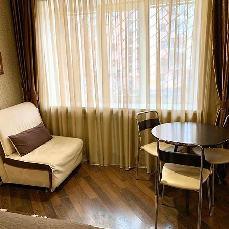 Apartment In Kharkiv , Prospect Nauki 19A Carcóvia Exterior foto